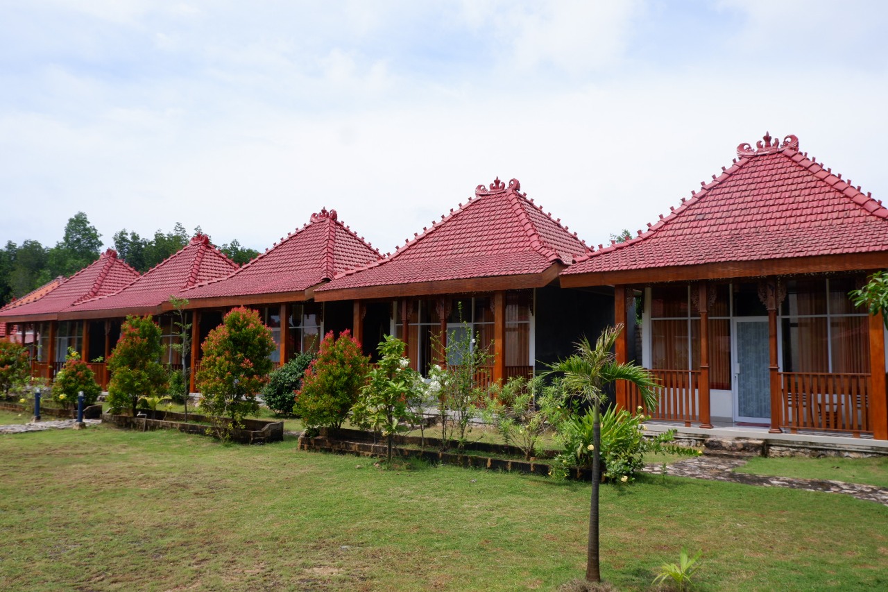 Bale Karimunjawa (View Bukit)